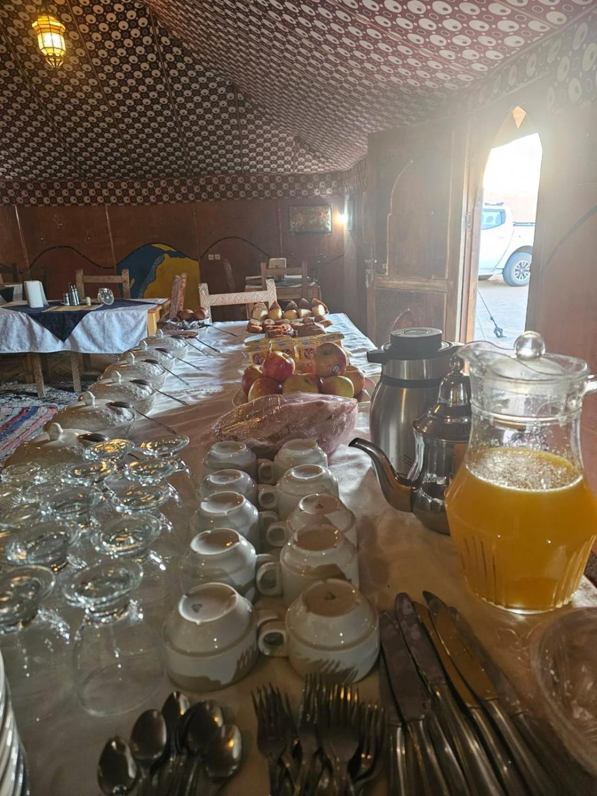 Camel Luxury Camp Bed & Breakfast Merzouga Exterior photo